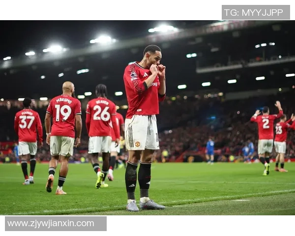 英超激战莱比锡与曼联0比0平局引发争议判罚引爆全场气氛