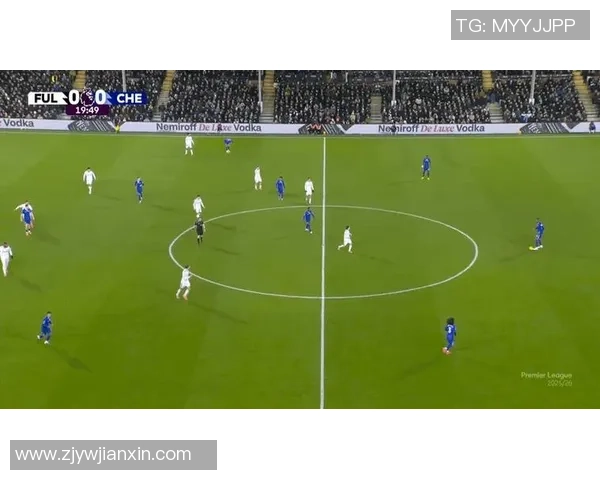 欧冠激战:里昂与切尔西战成平局绝杀瞬间引发全场狂欢集锦回顾 欧冠激战:里昂与切尔西战成平局绝杀瞬间引发全场狂欢集锦回顾